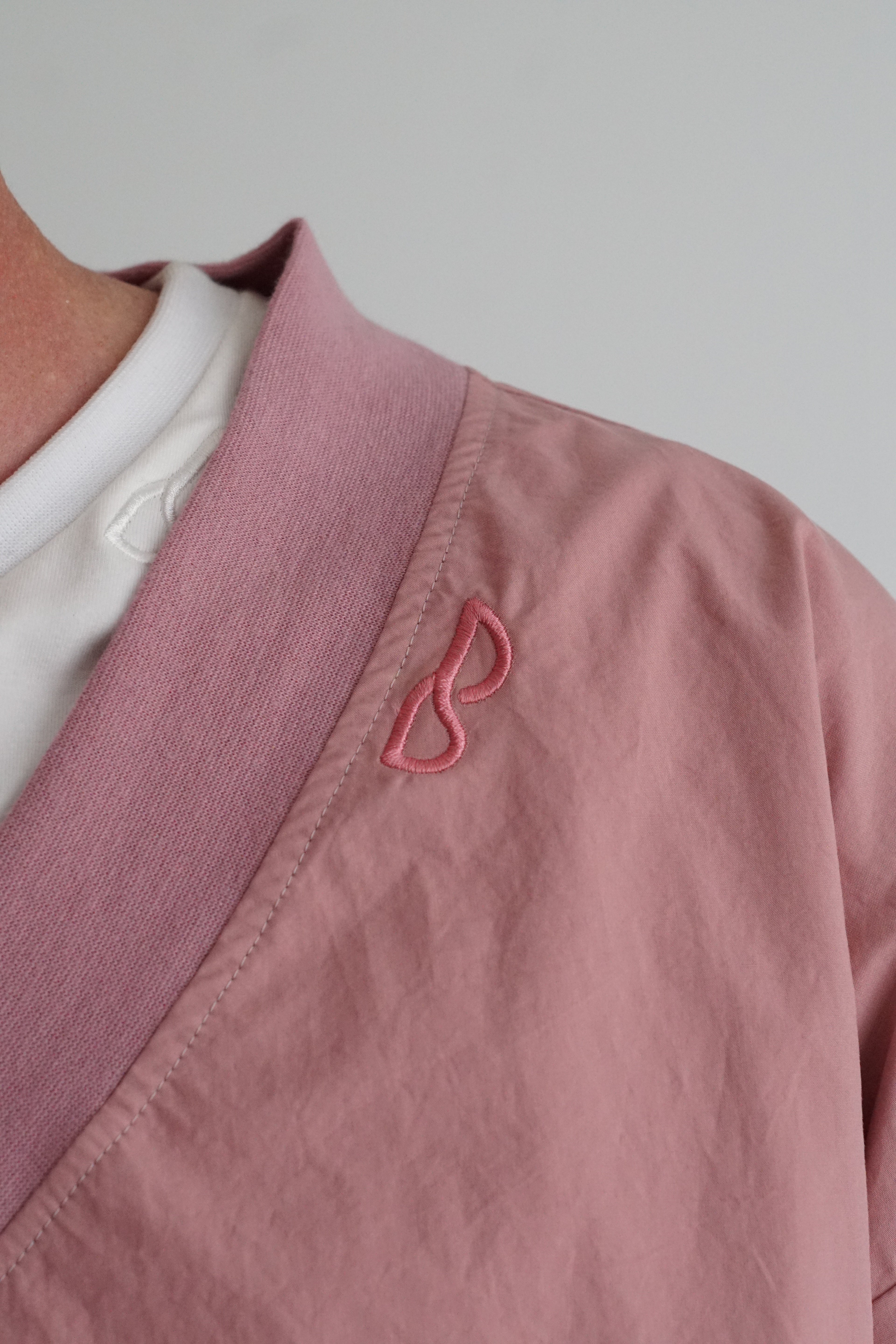 b's windbreaker oud-roze